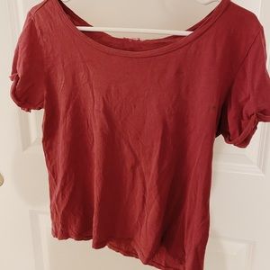 super cute wide neck red top!